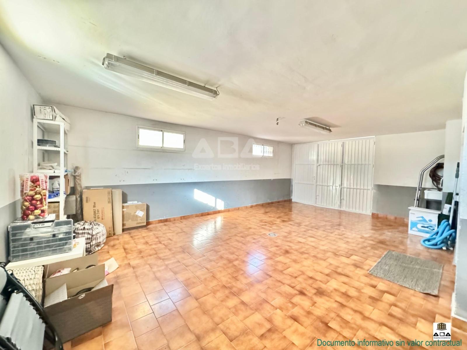 Chalet for Sale in Villanueva de la Cañada