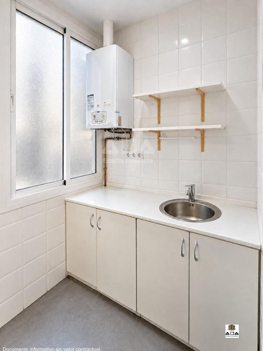Flat for Sale in Madrid