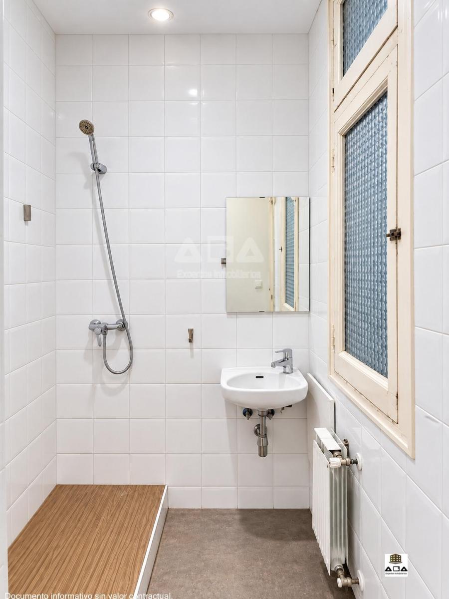 Flat for Sale in Madrid