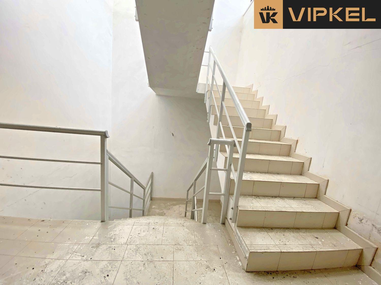 Industrial Unit for Sale in La Coruña