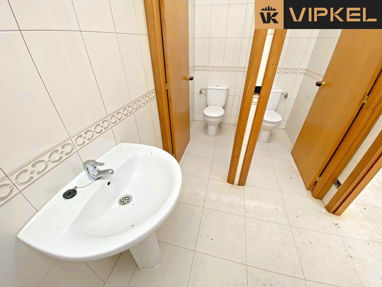 Industrial Unit for Sale in La Coruña