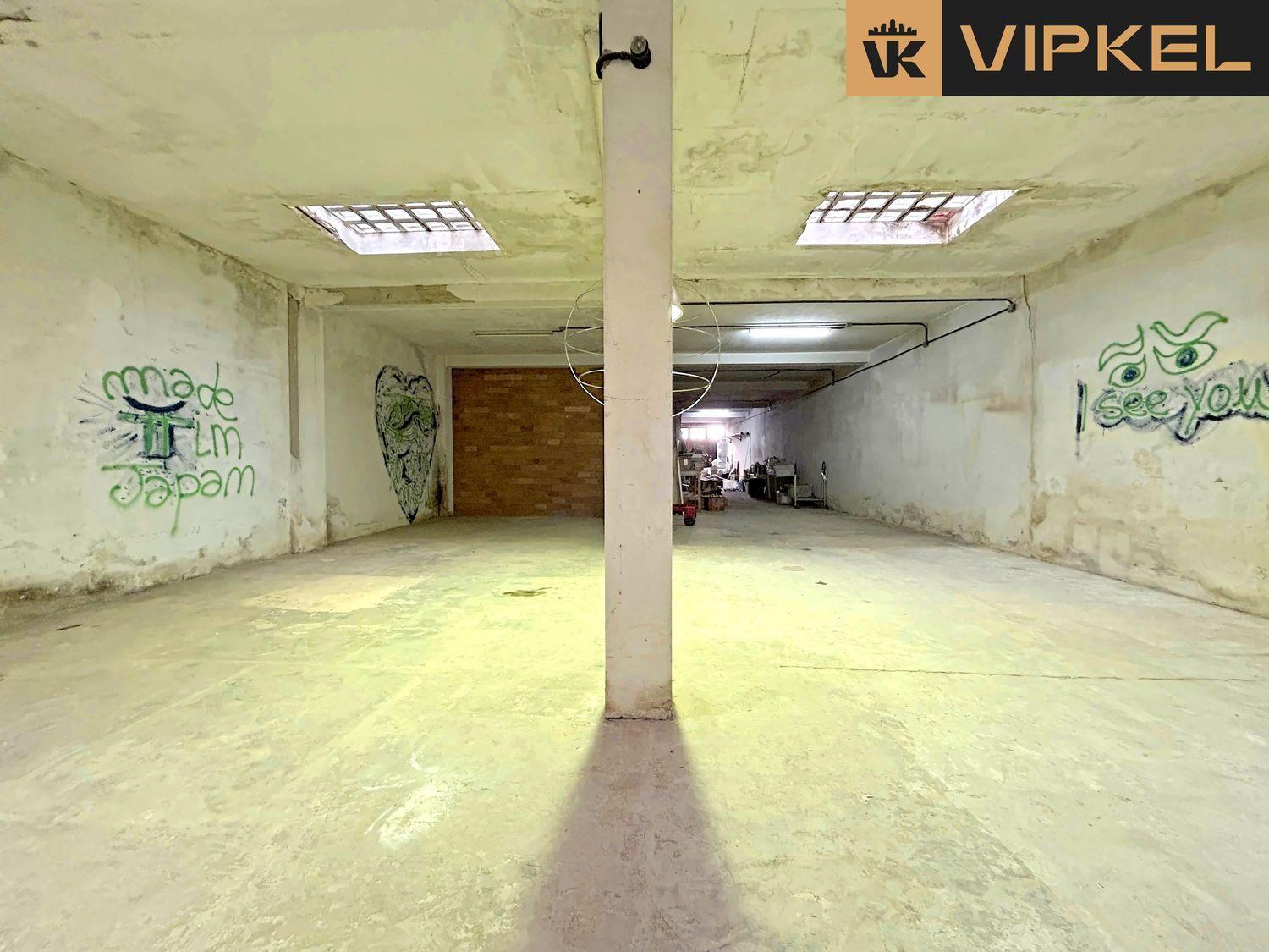 Premise for Sale in La Coruña