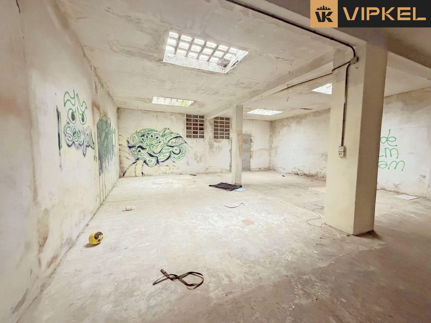 Premise for Sale in La Coruña