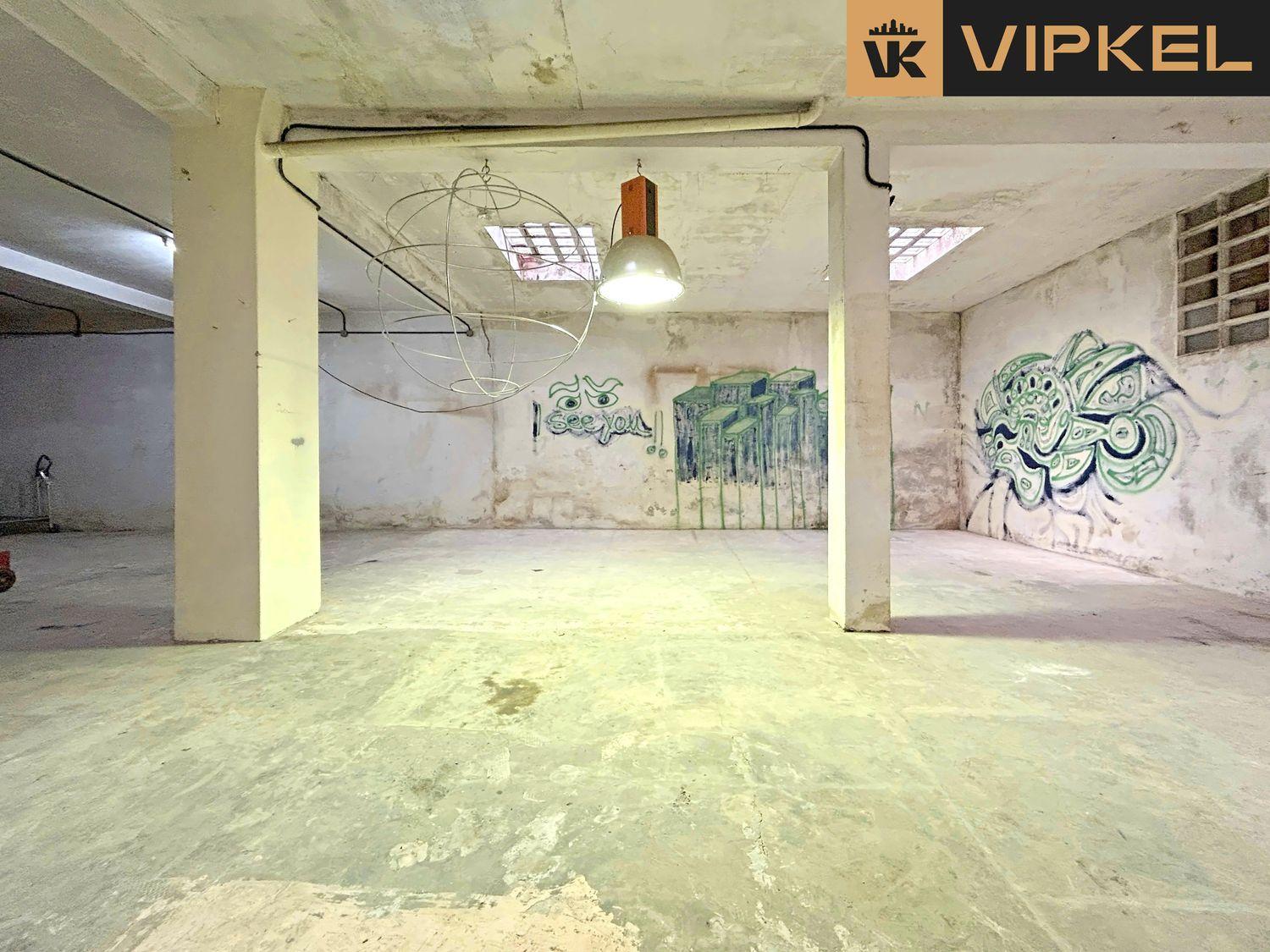 Premise for Sale in La Coruña