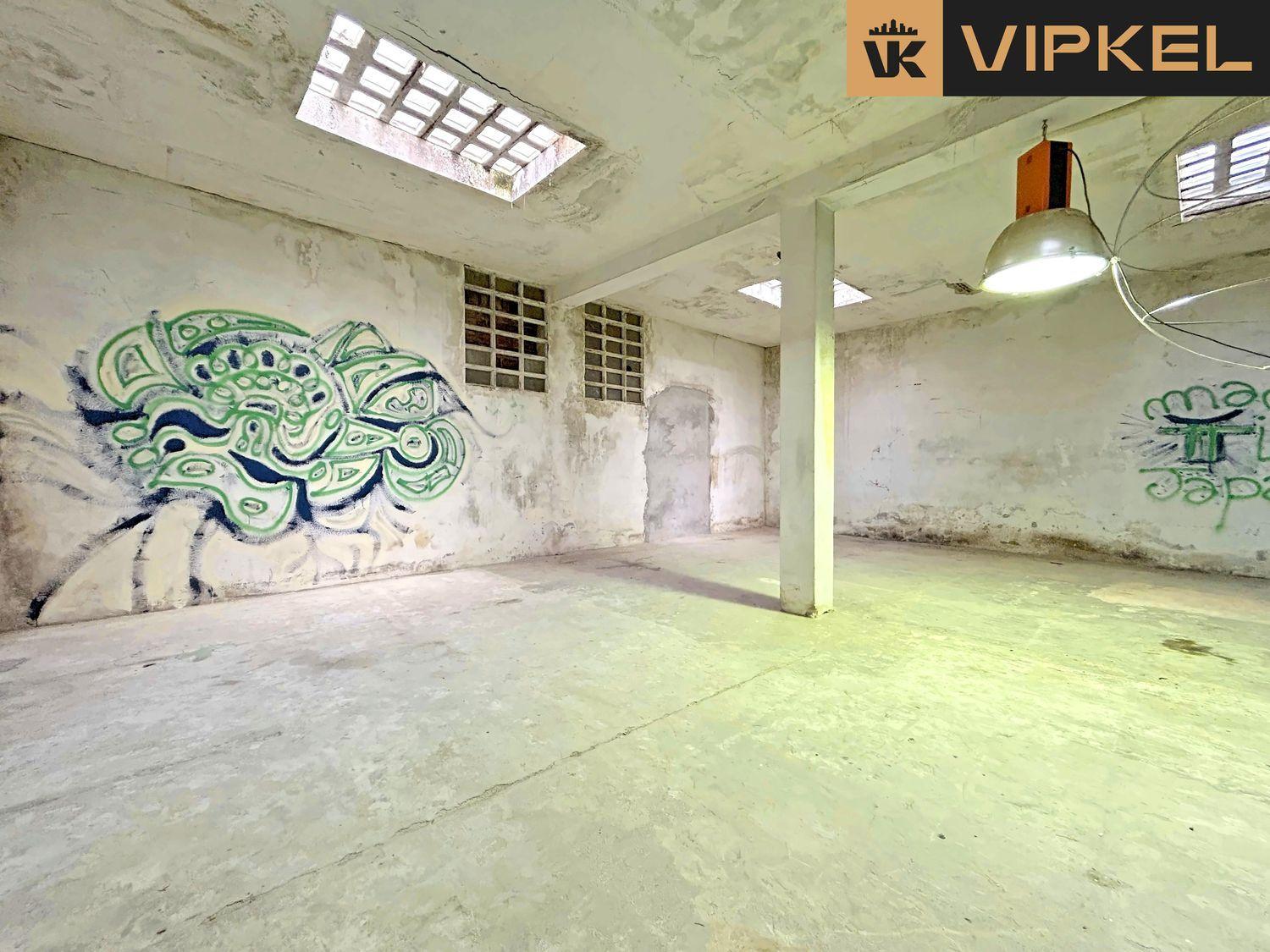 Premise for Sale in La Coruña