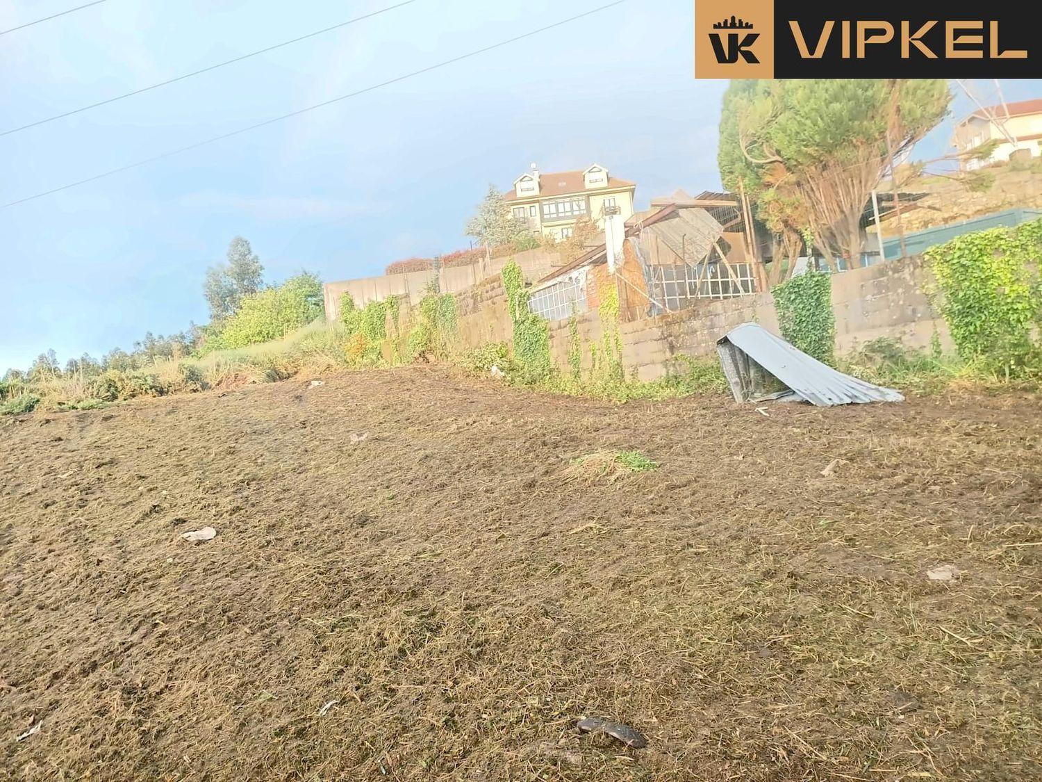 Plot for Sale in La Coruña