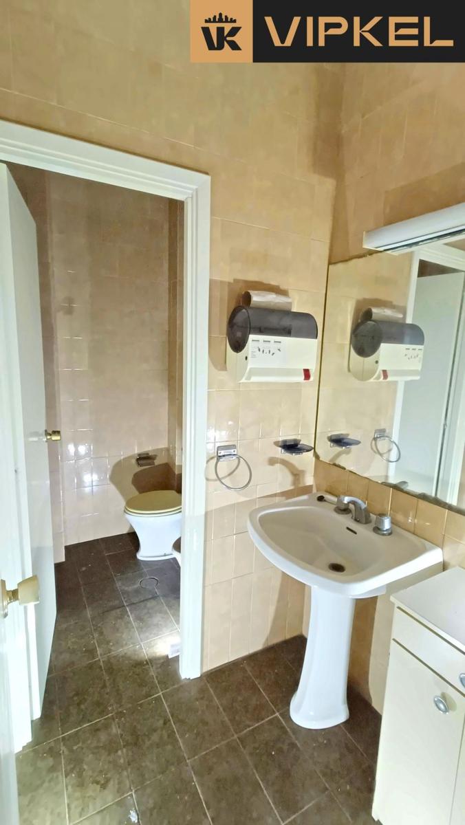 Premise for Rent in La Coruña