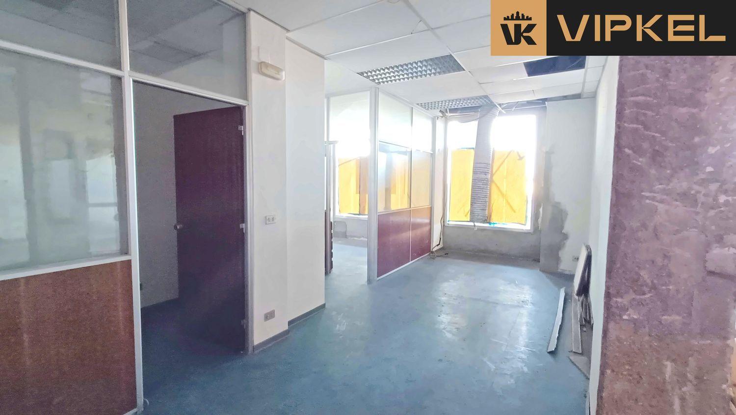 Premise for Rent in La Coruña