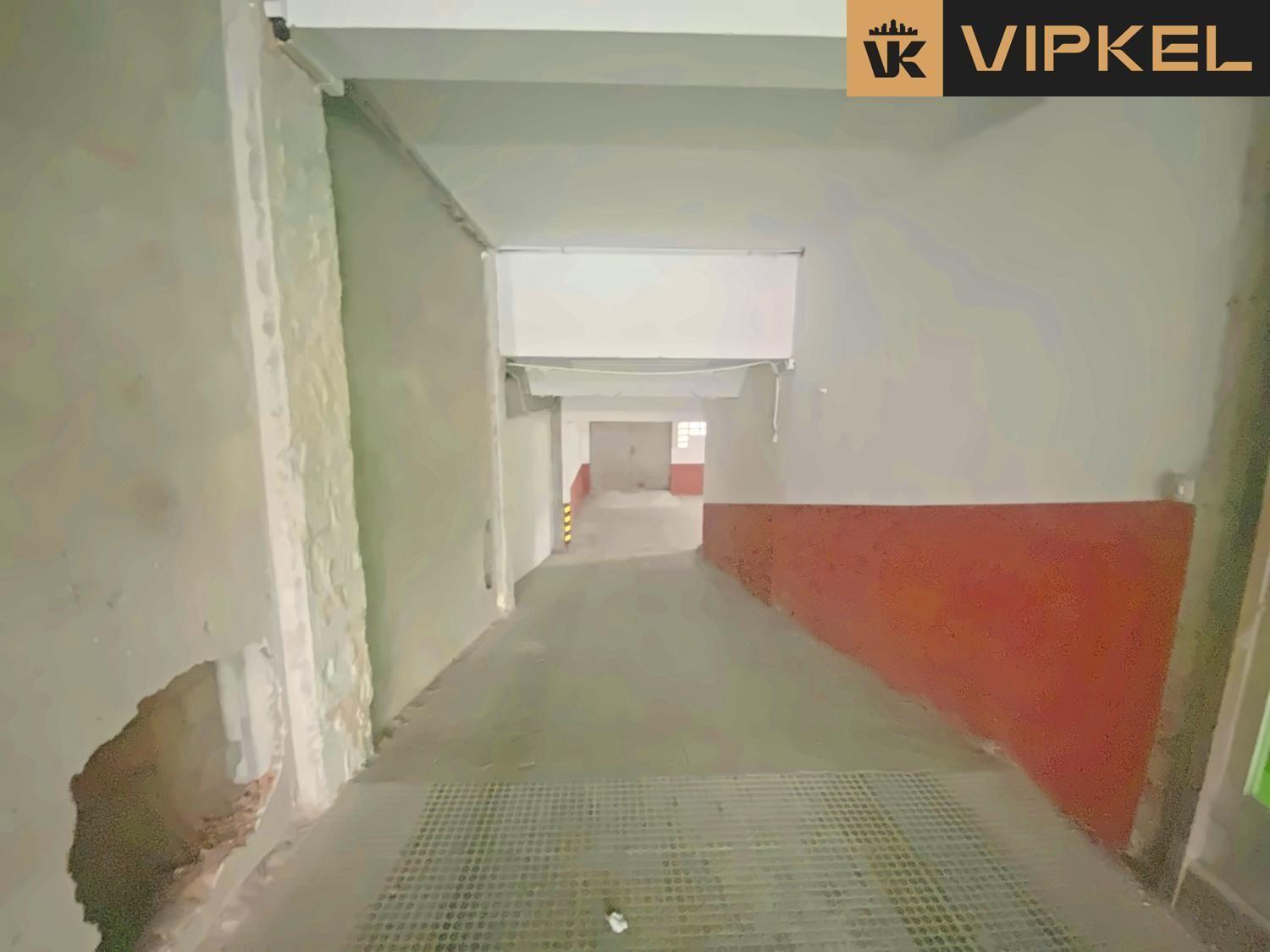 Garage for Sale in Santiago de Compostela
