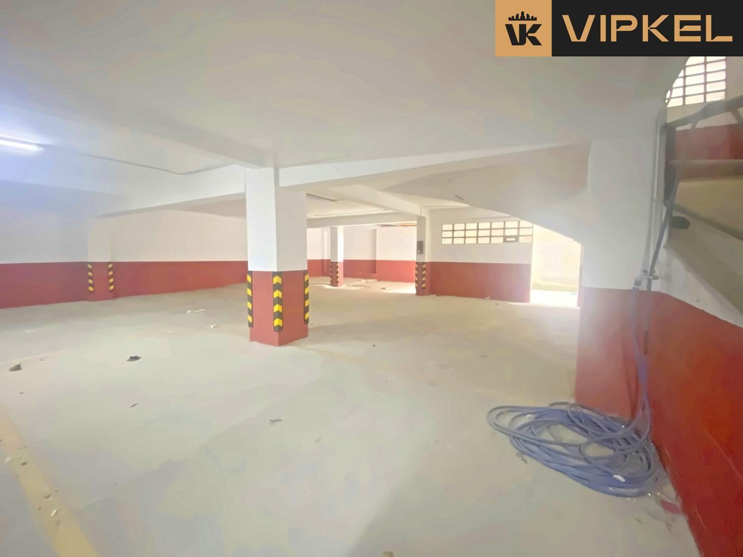 Garage for Sale in Santiago de Compostela