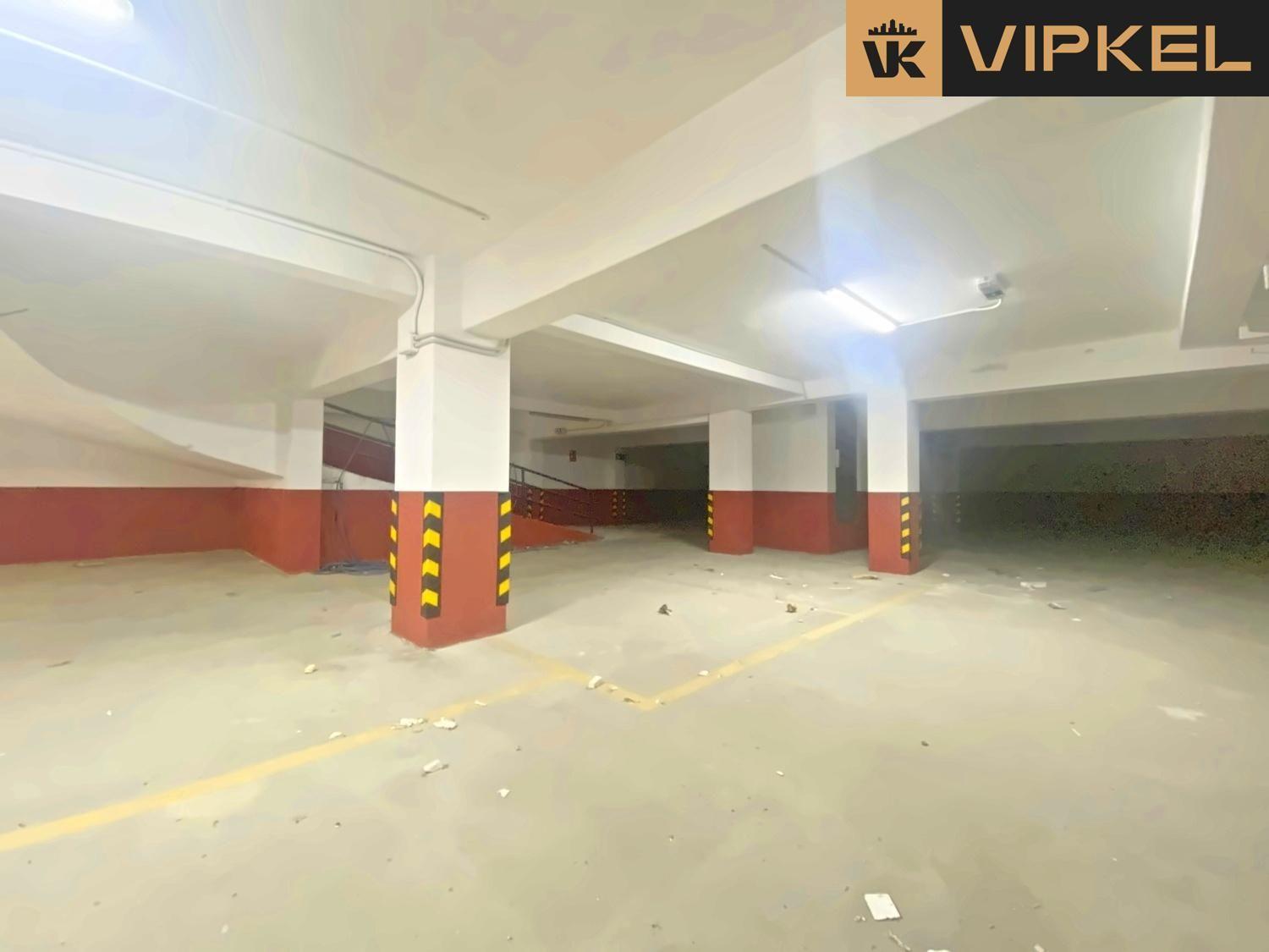Garage for Sale in Santiago de Compostela
