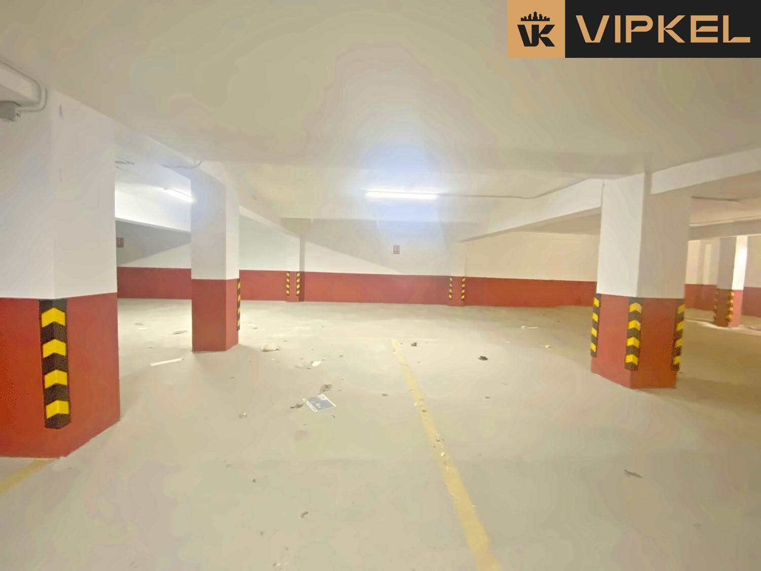 Garage for Sale in Santiago de Compostela