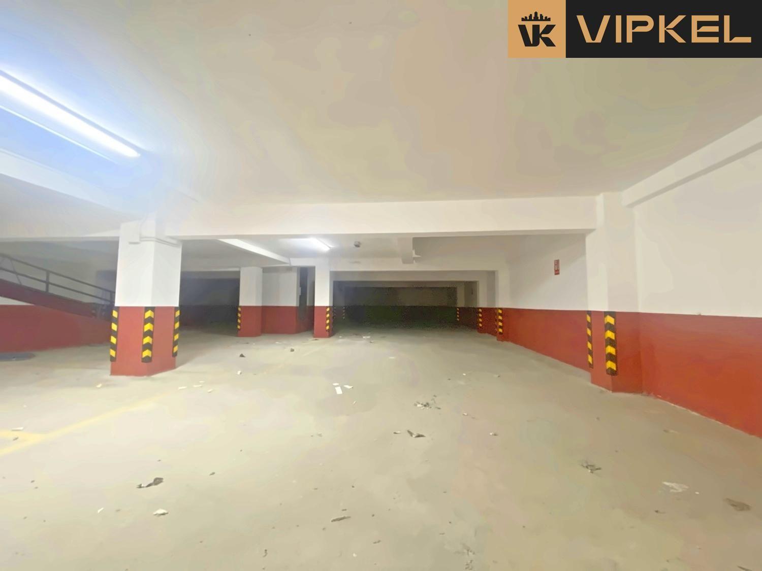 Garage for Sale in Santiago de Compostela