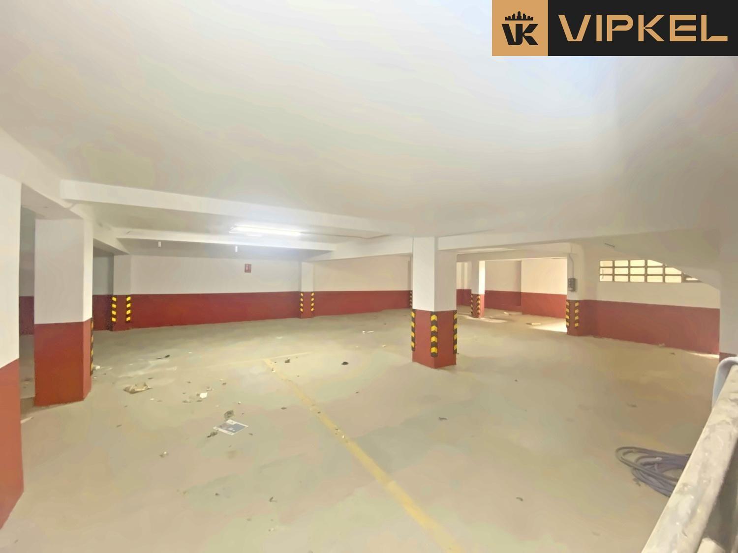 Garage for Sale in Santiago de Compostela