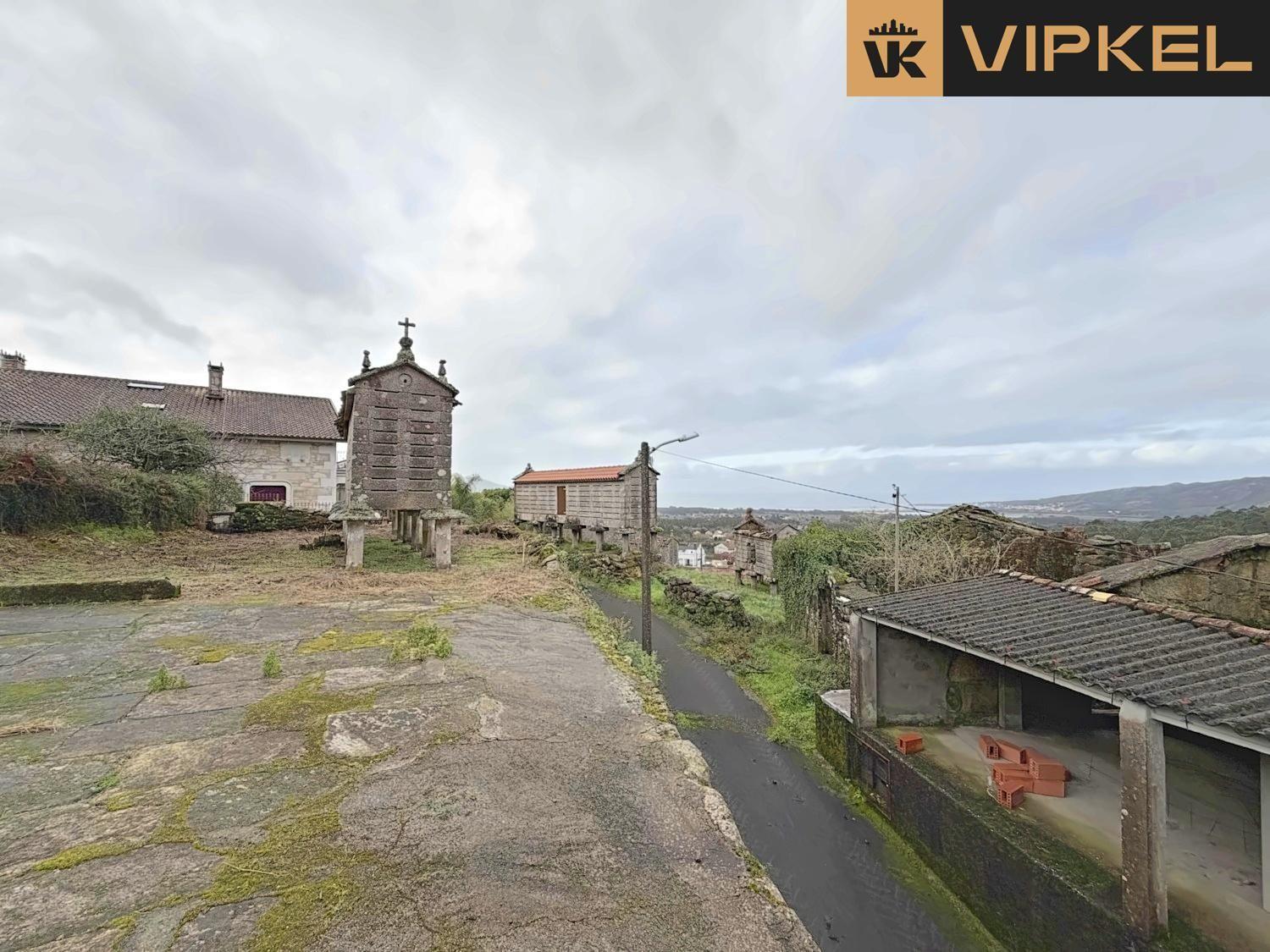 Villa for Sale in Carnota