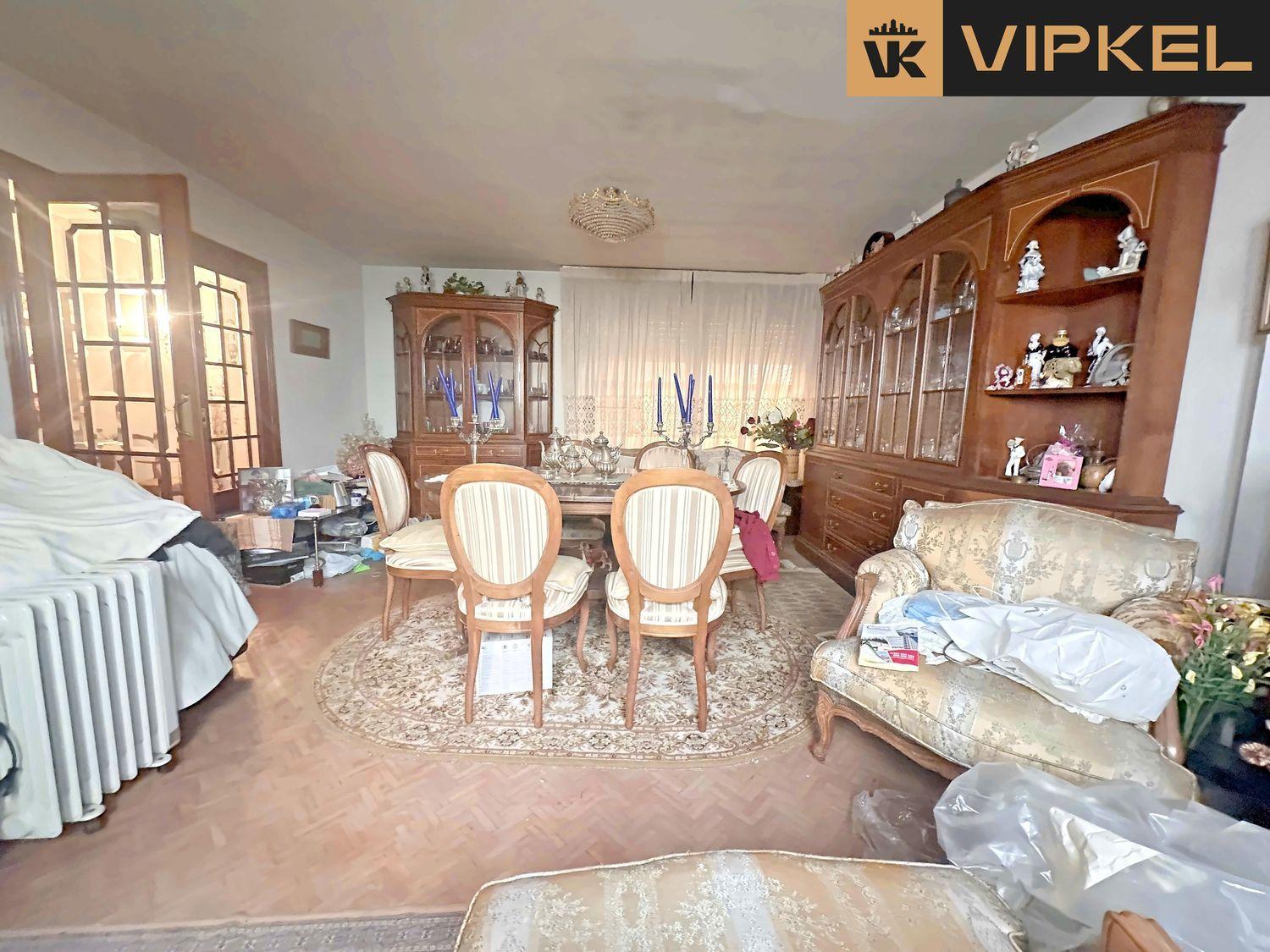 Plot for Sale in La Coruña