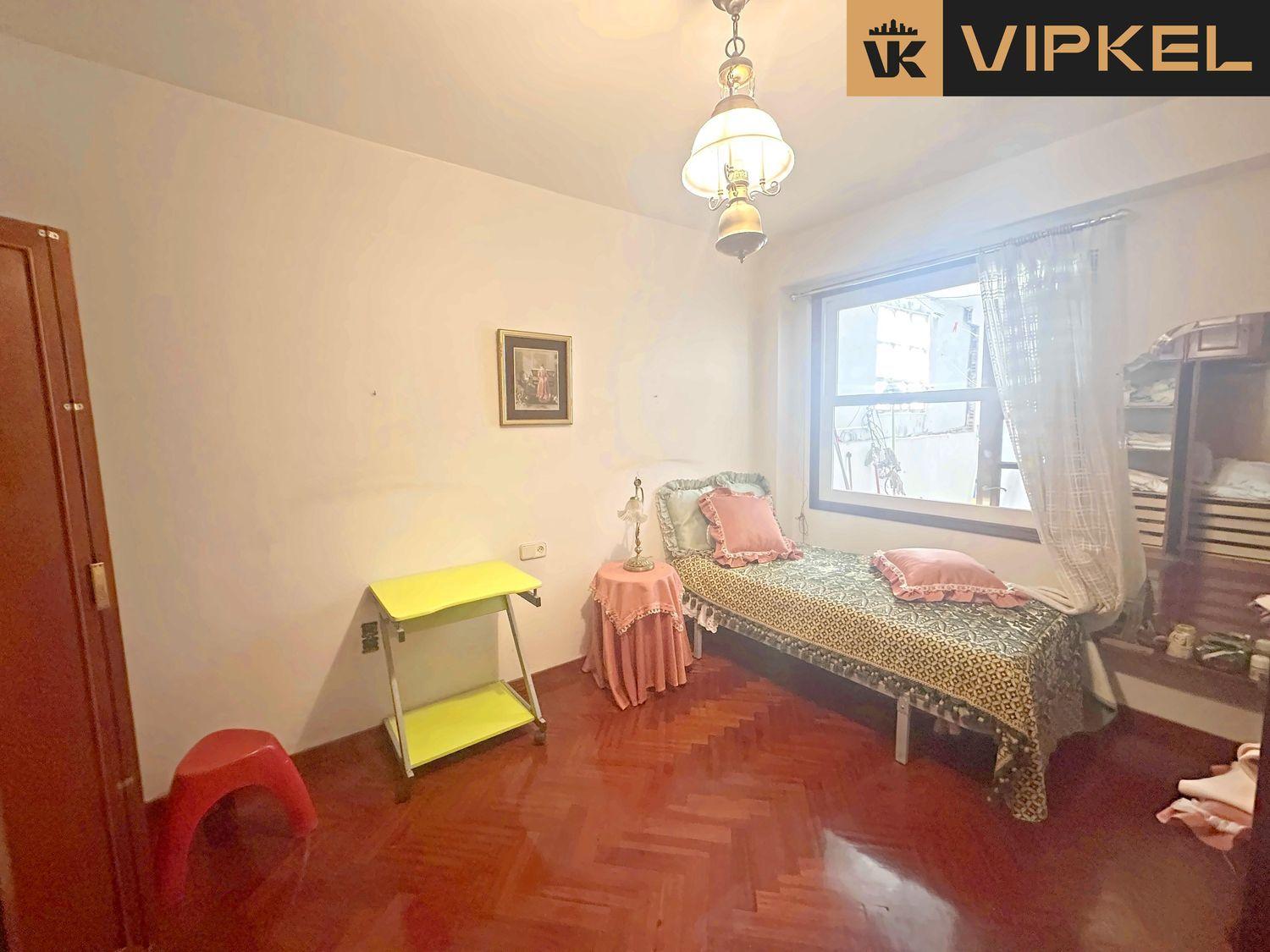 Plot for Sale in La Coruña