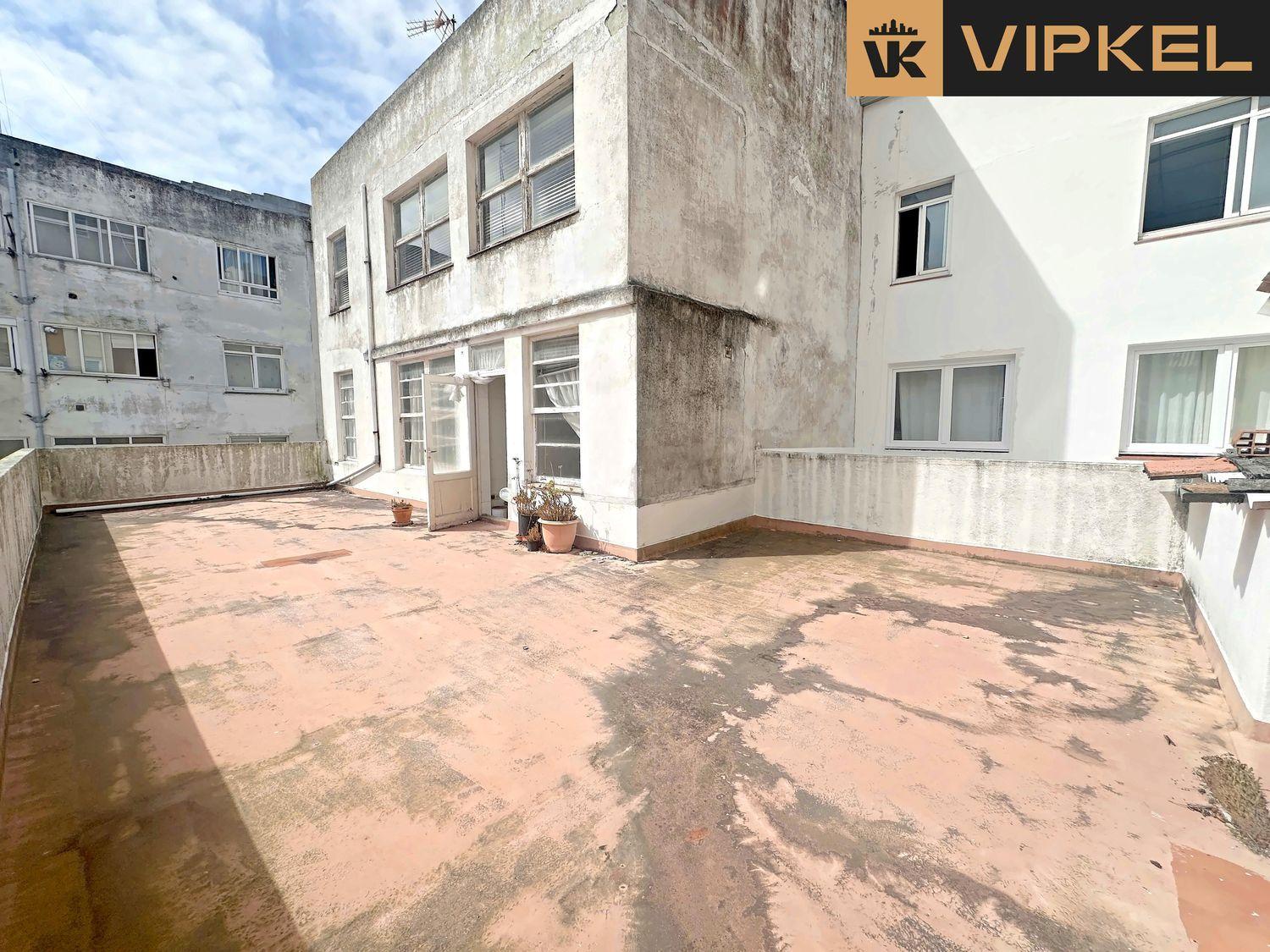 Plot for Sale in La Coruña