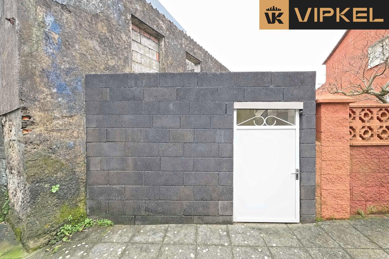 Villa for Sale in Grove, O
