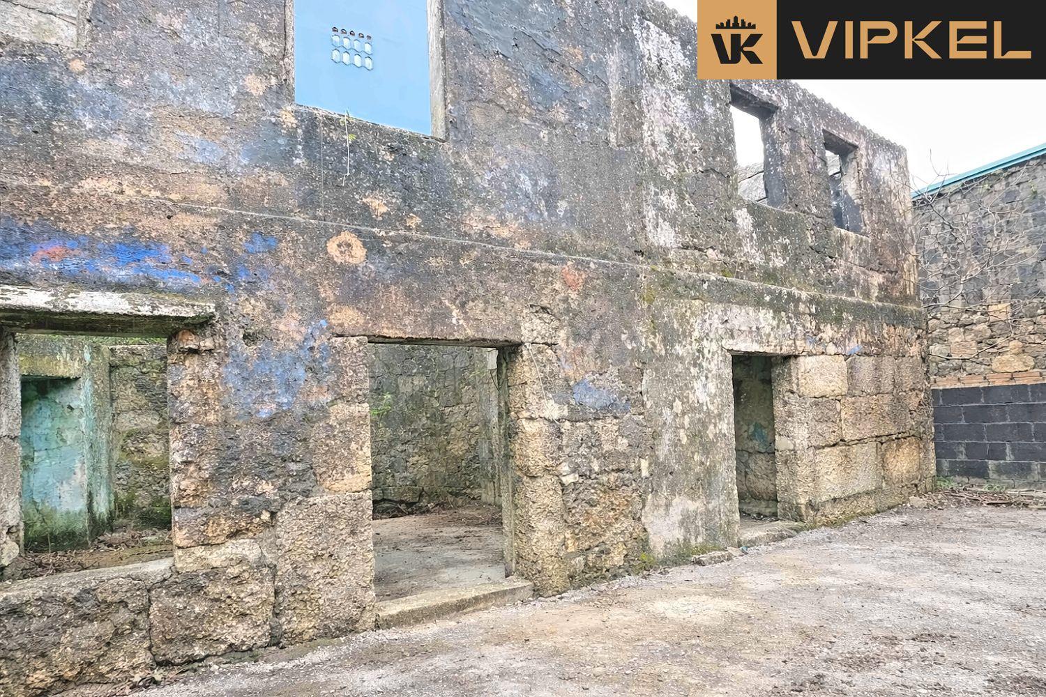 Villa for Sale in Grove, O