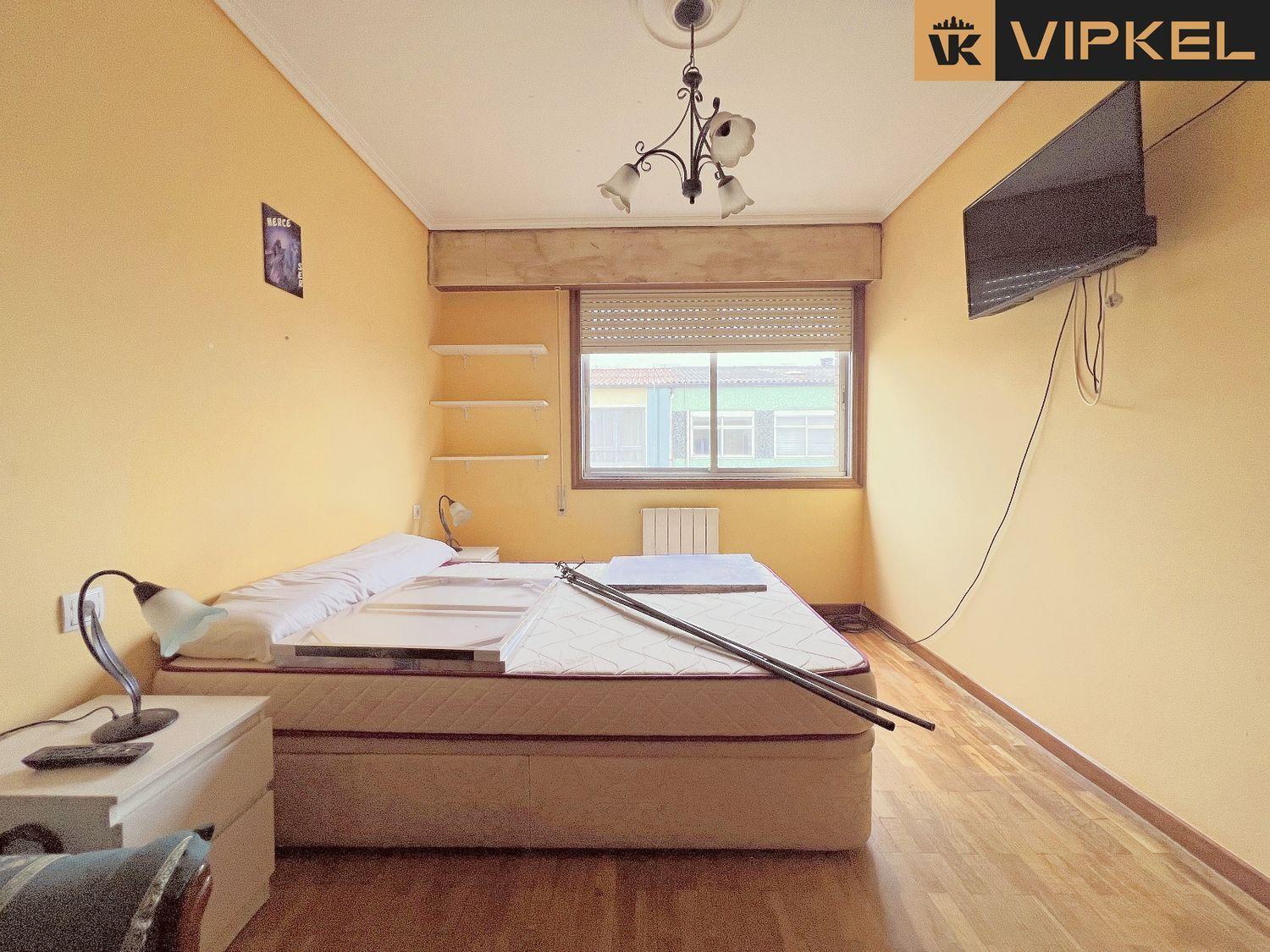 Flat for Sale in Ferrol
