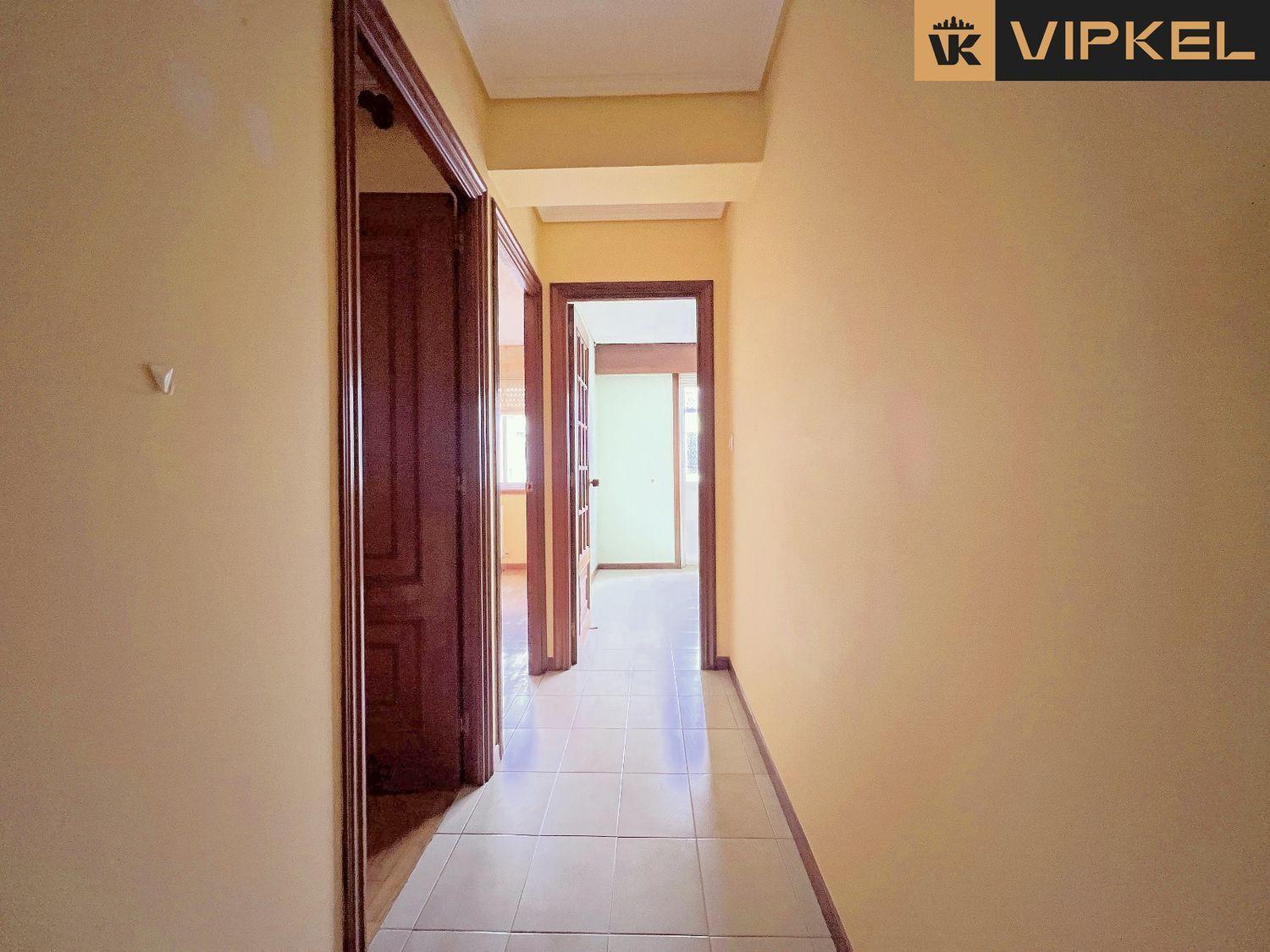 Flat for Sale in Ferrol
