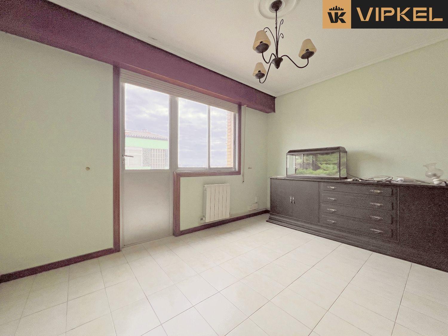 Flat for Sale in Ferrol