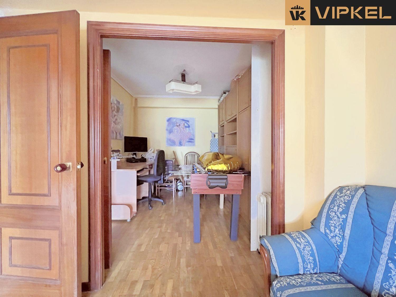 Flat for Sale in Ferrol