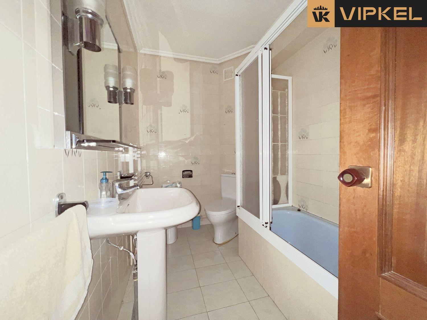 Flat for Sale in Ferrol