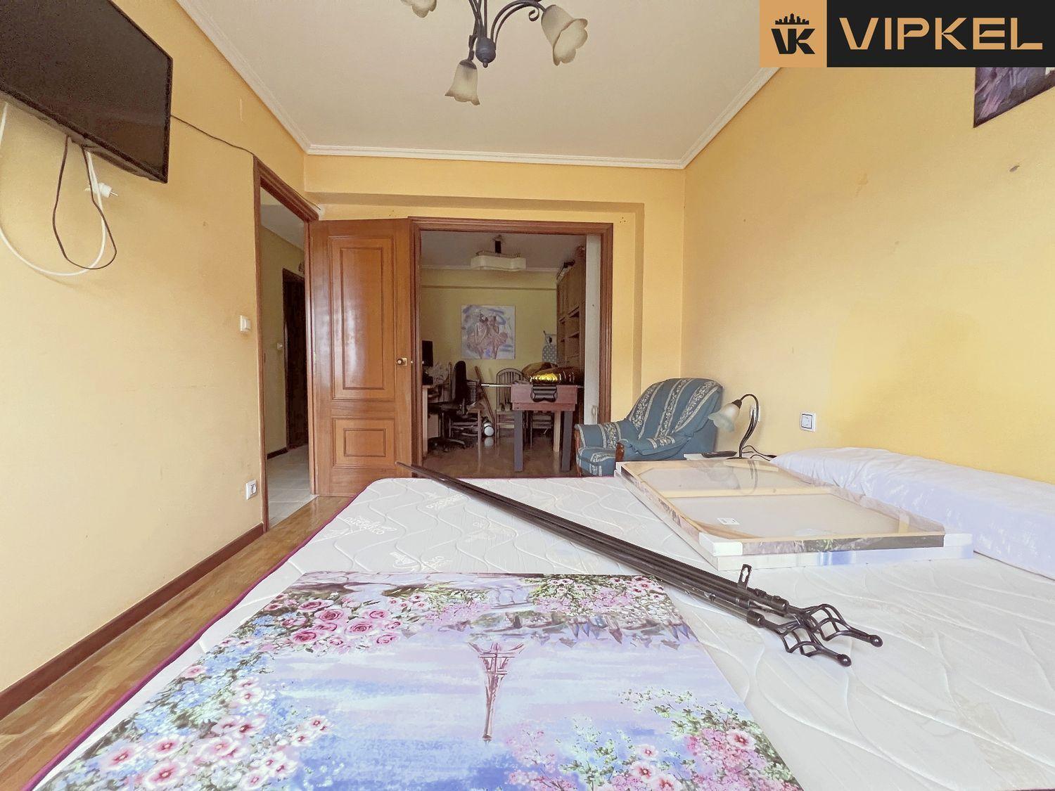 Flat for Sale in Ferrol