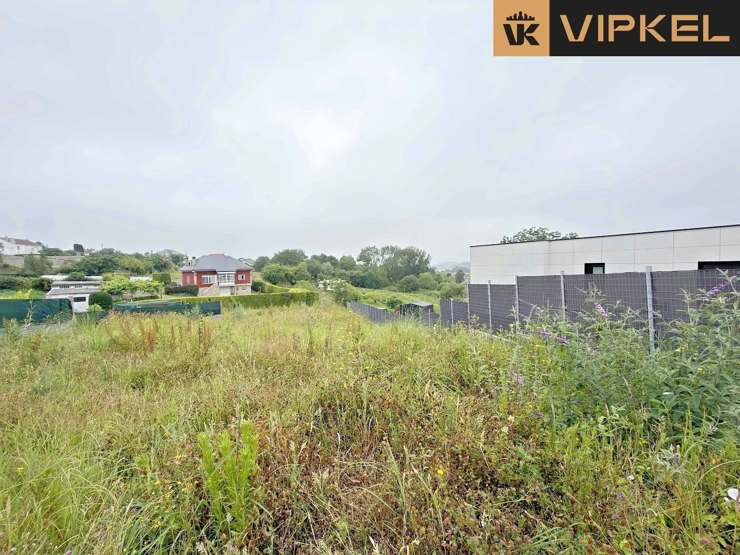 Plot for Sale in Oleiros