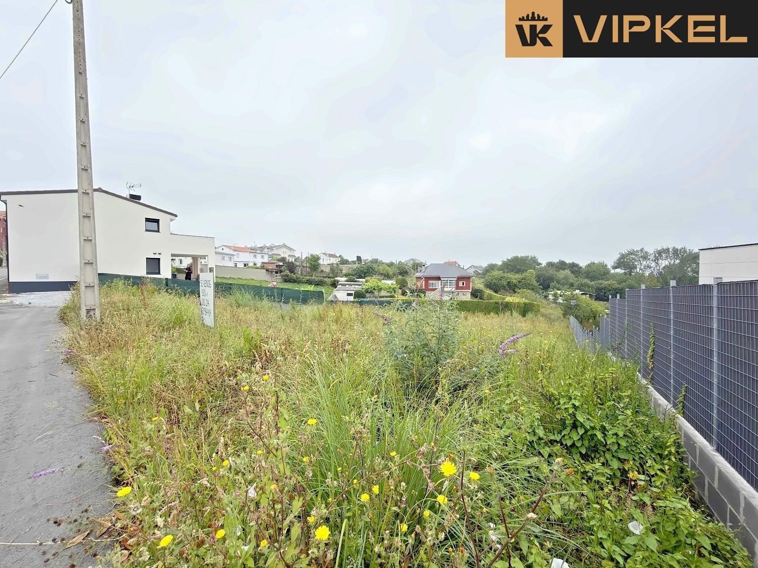 Plot for Sale in Oleiros