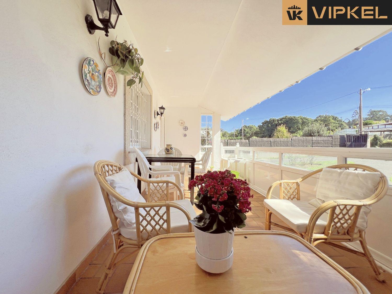 House for Sale in Oleiros