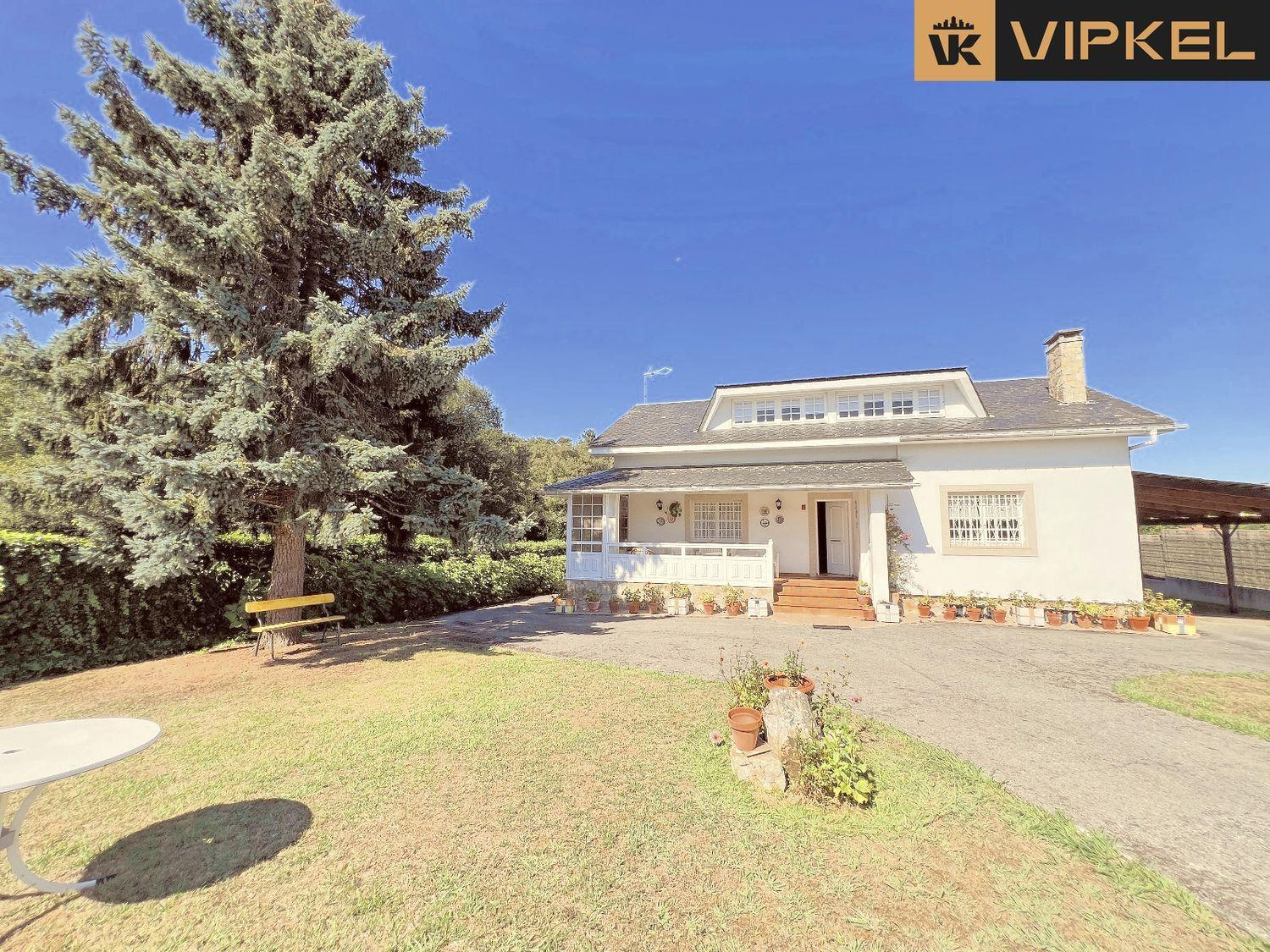 House for Sale in Oleiros
