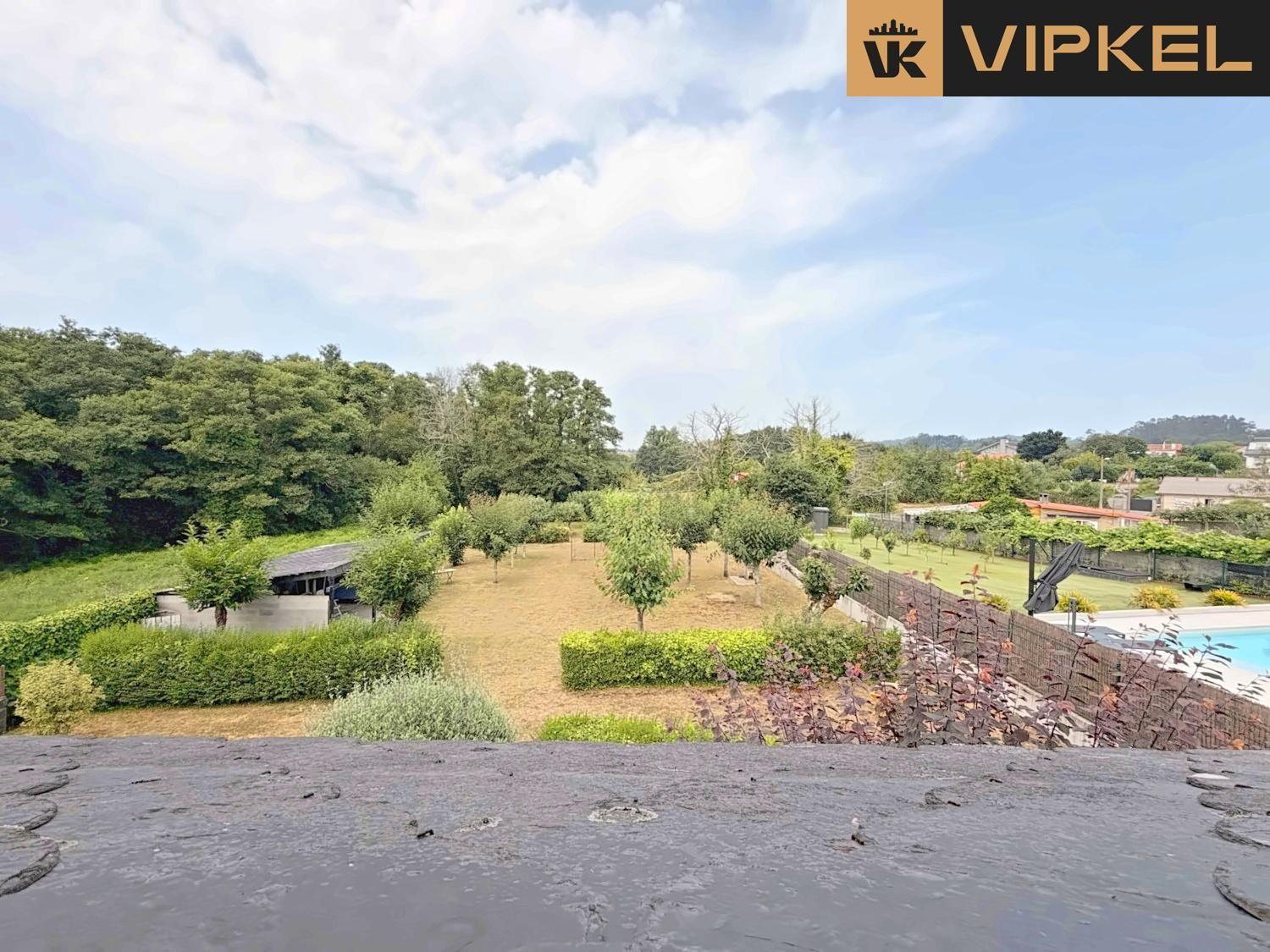 House for Sale in Oleiros