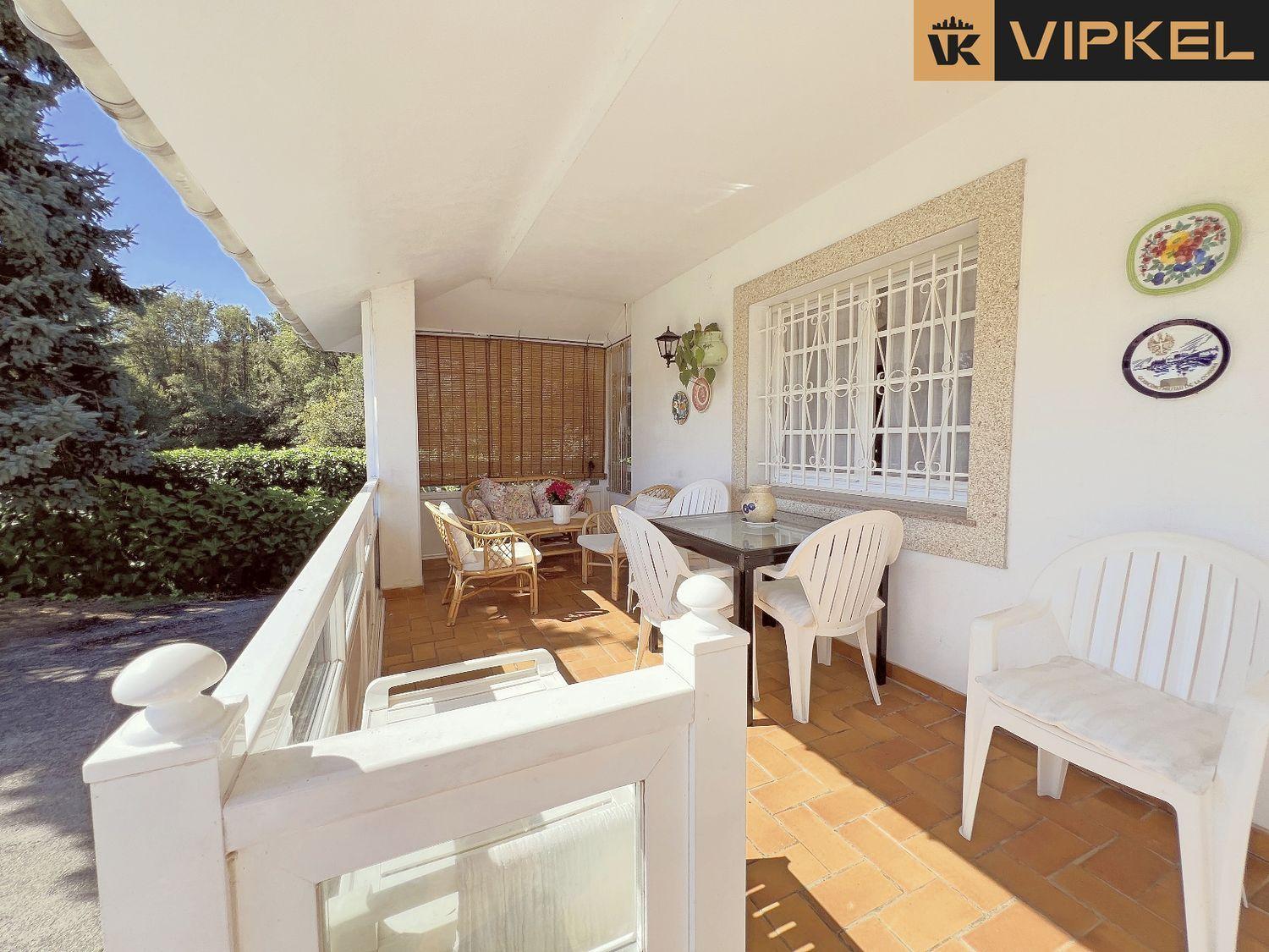 House for Sale in Oleiros