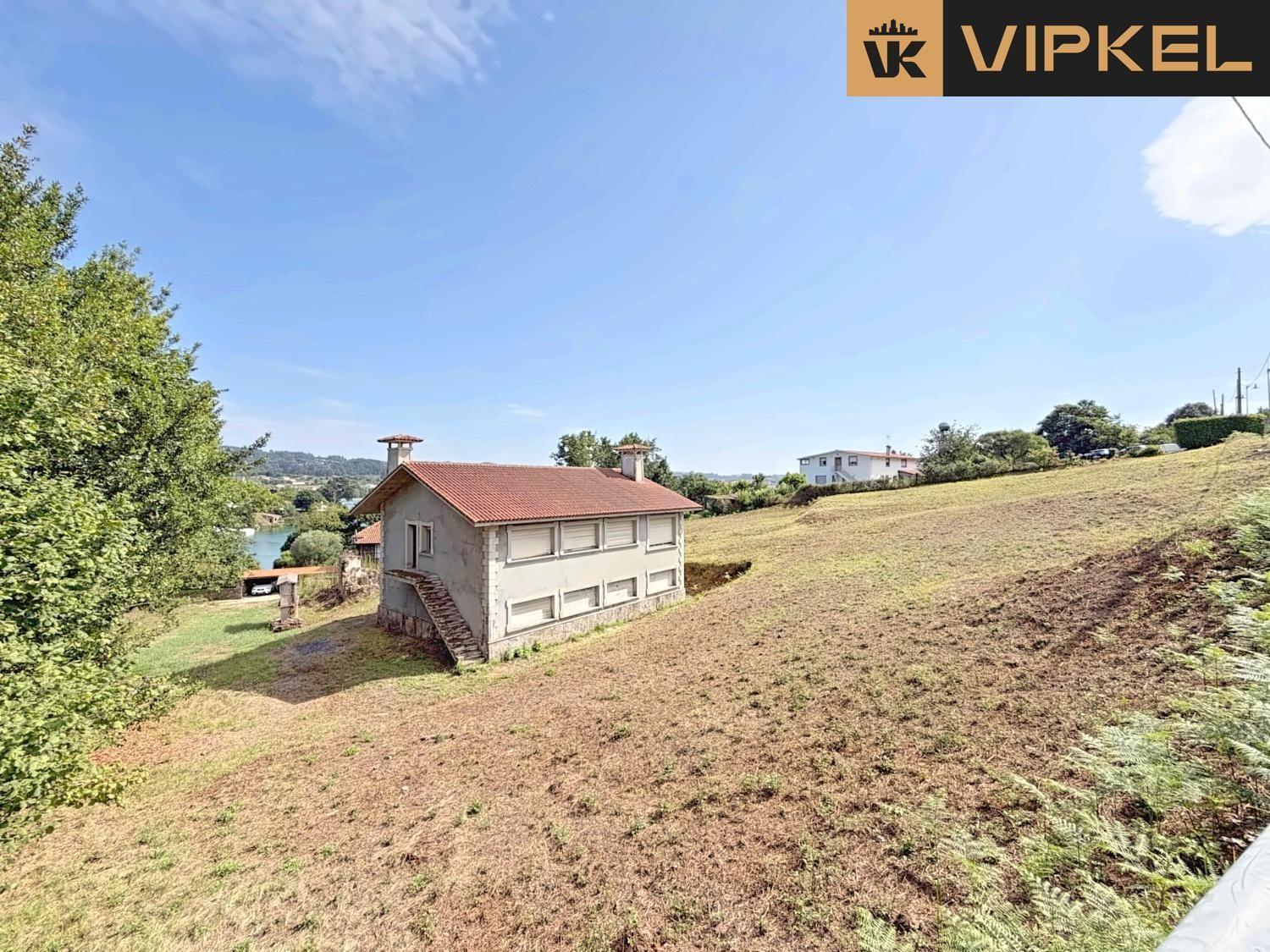 House for Sale in Miño