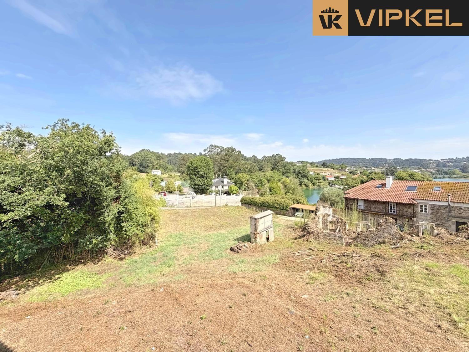 House for Sale in Miño