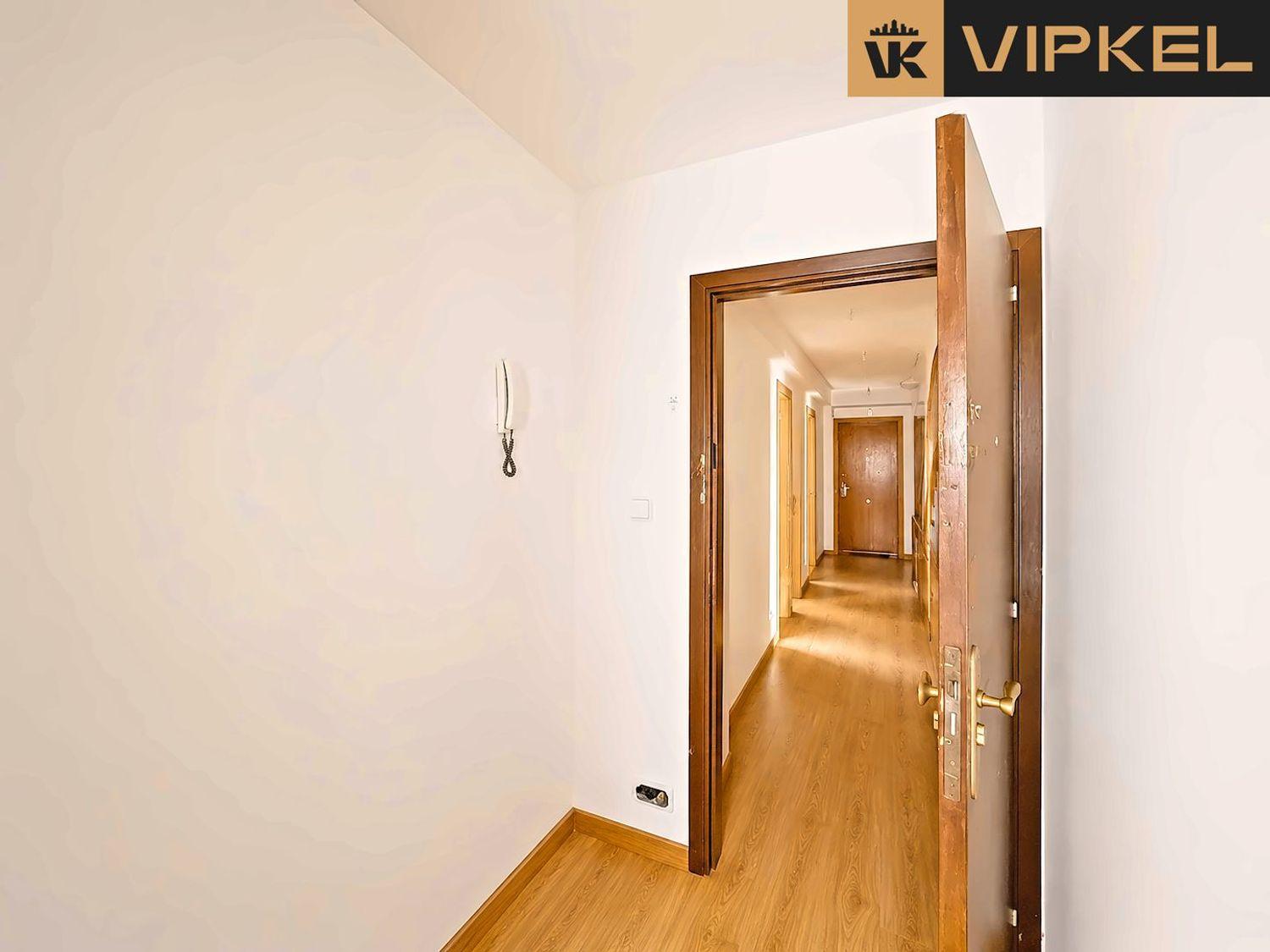 Flat for Sale in Santiago de Compostela