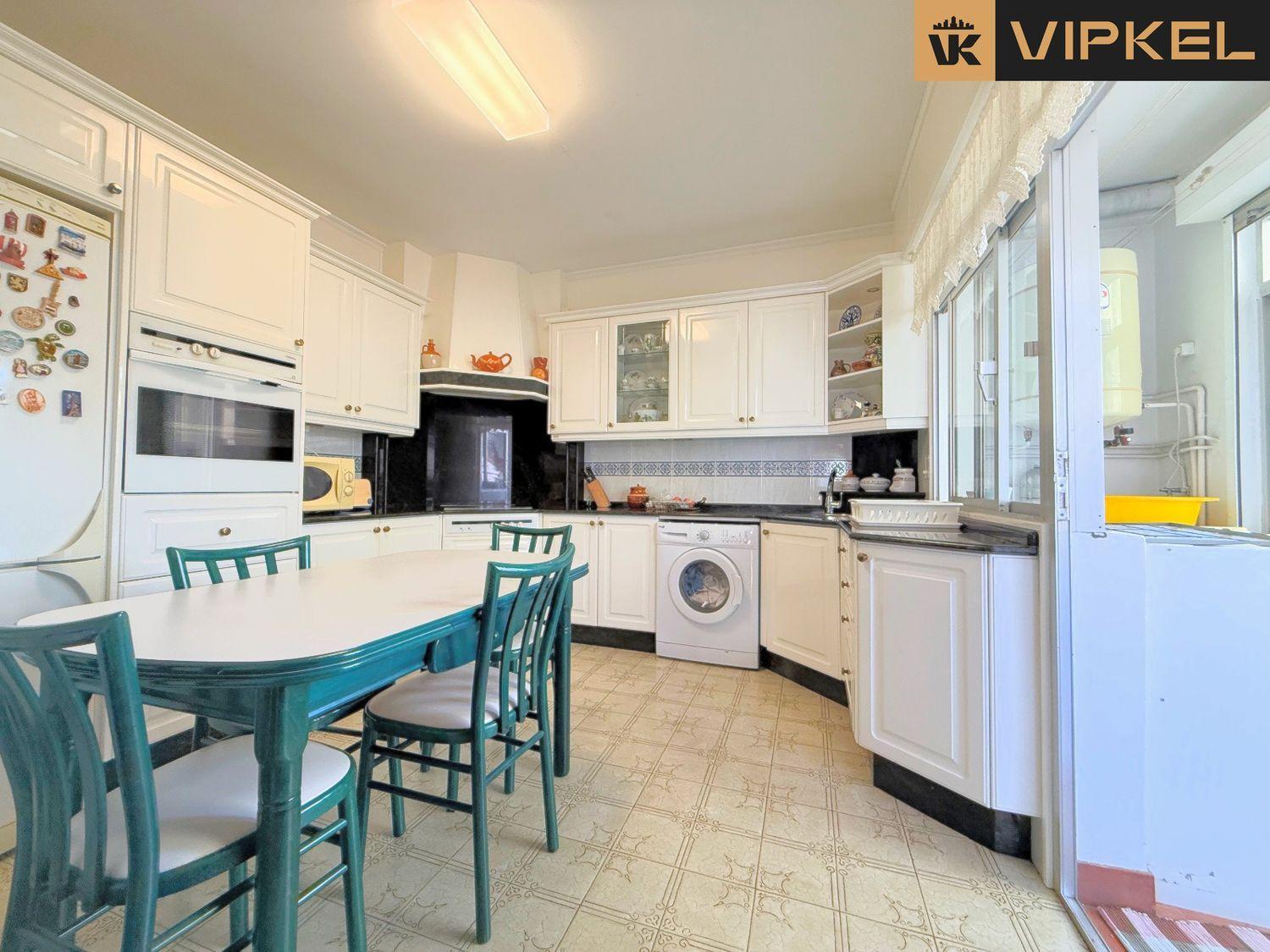 Flat for Sale in Mugardos