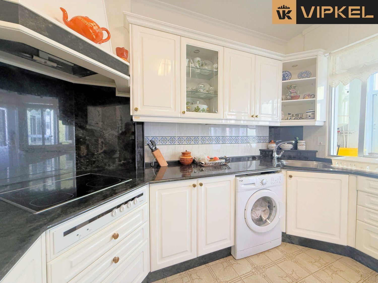 Flat for Sale in Mugardos