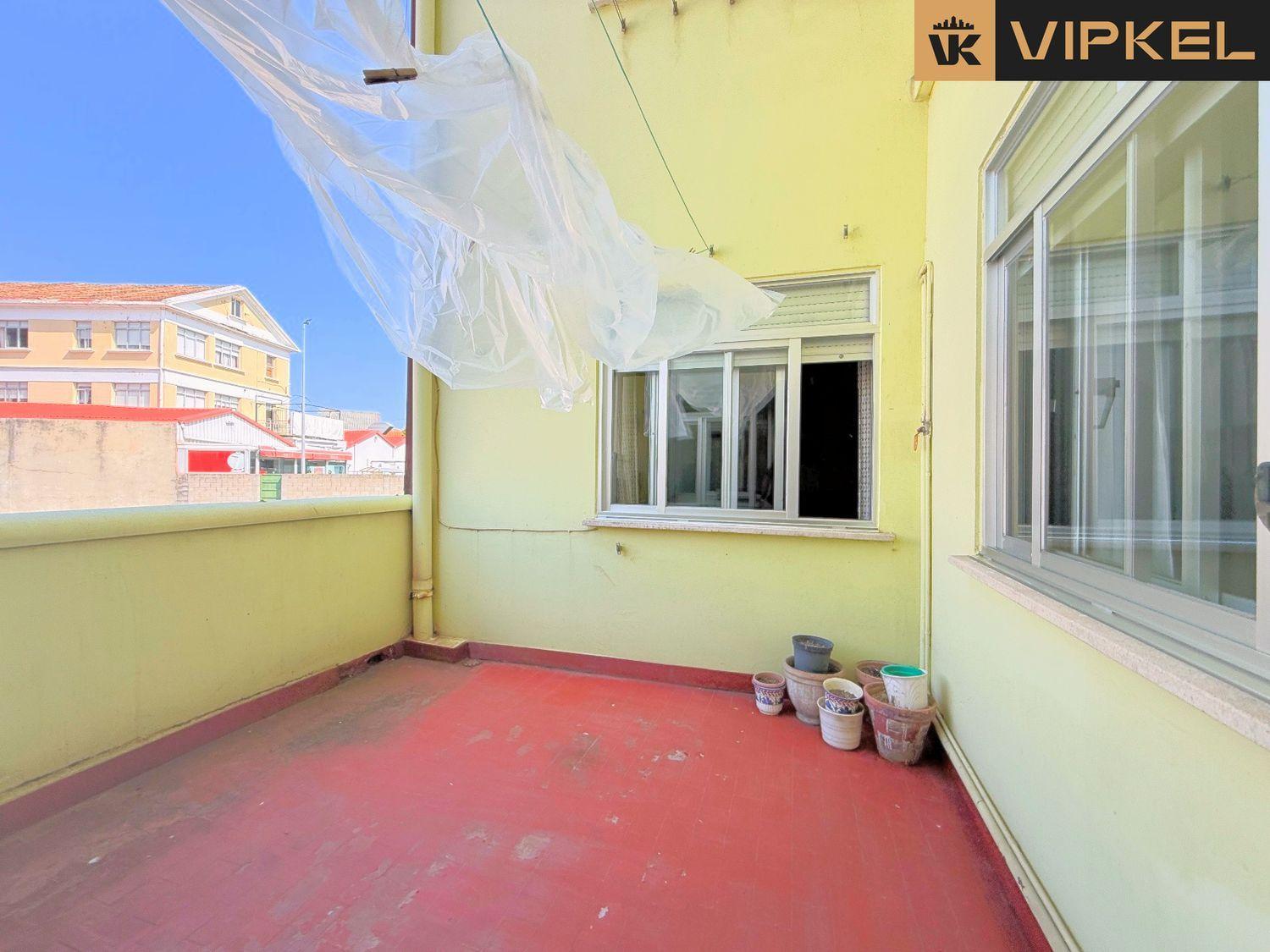 Flat for Sale in Mugardos