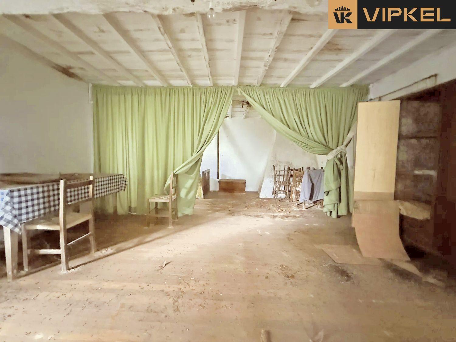 Villa for Sale in San Sadurniño