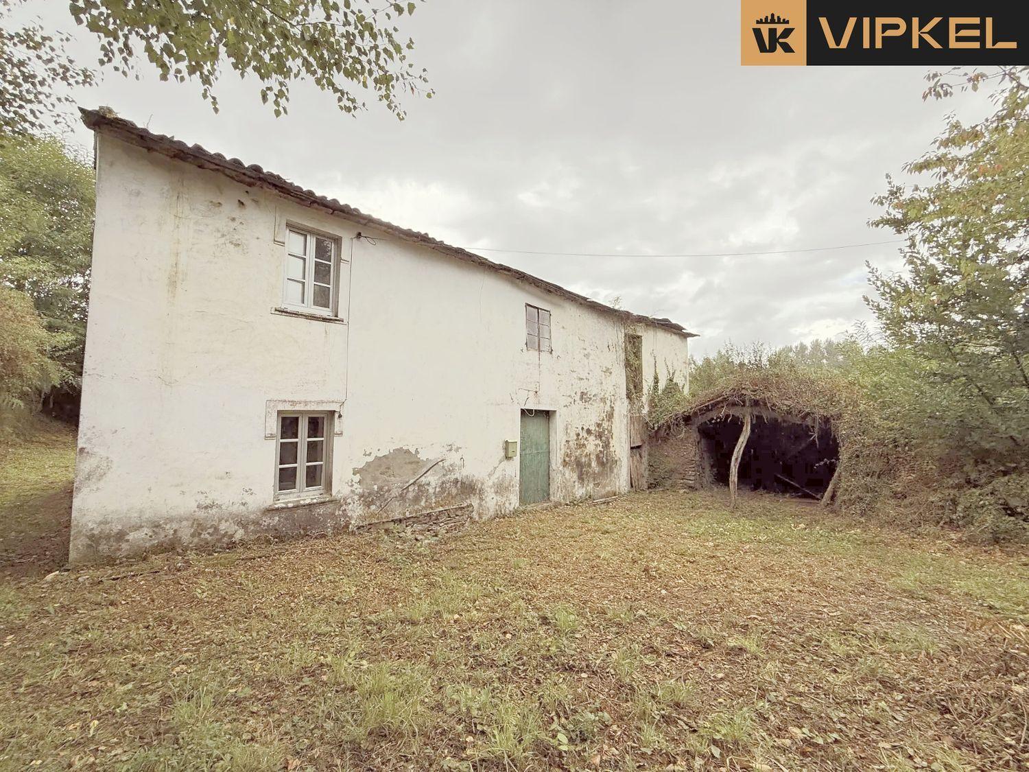 Villa for Sale in San Sadurniño