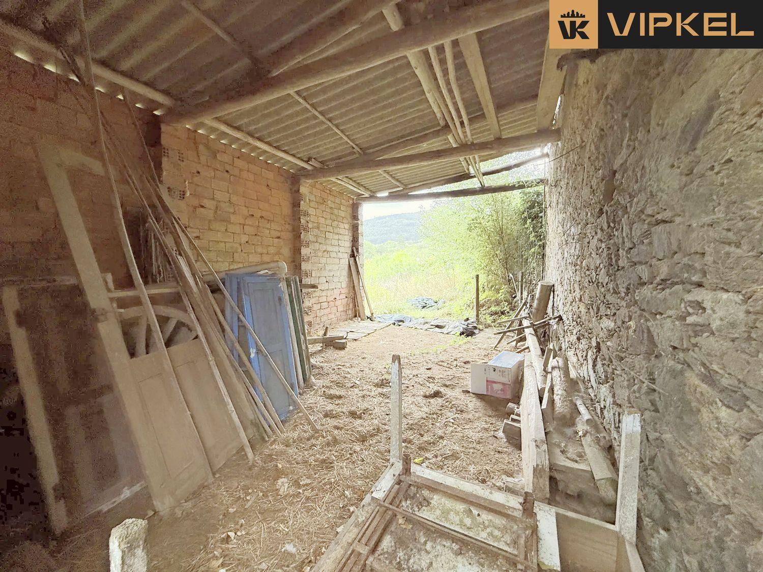 Villa for Sale in San Sadurniño