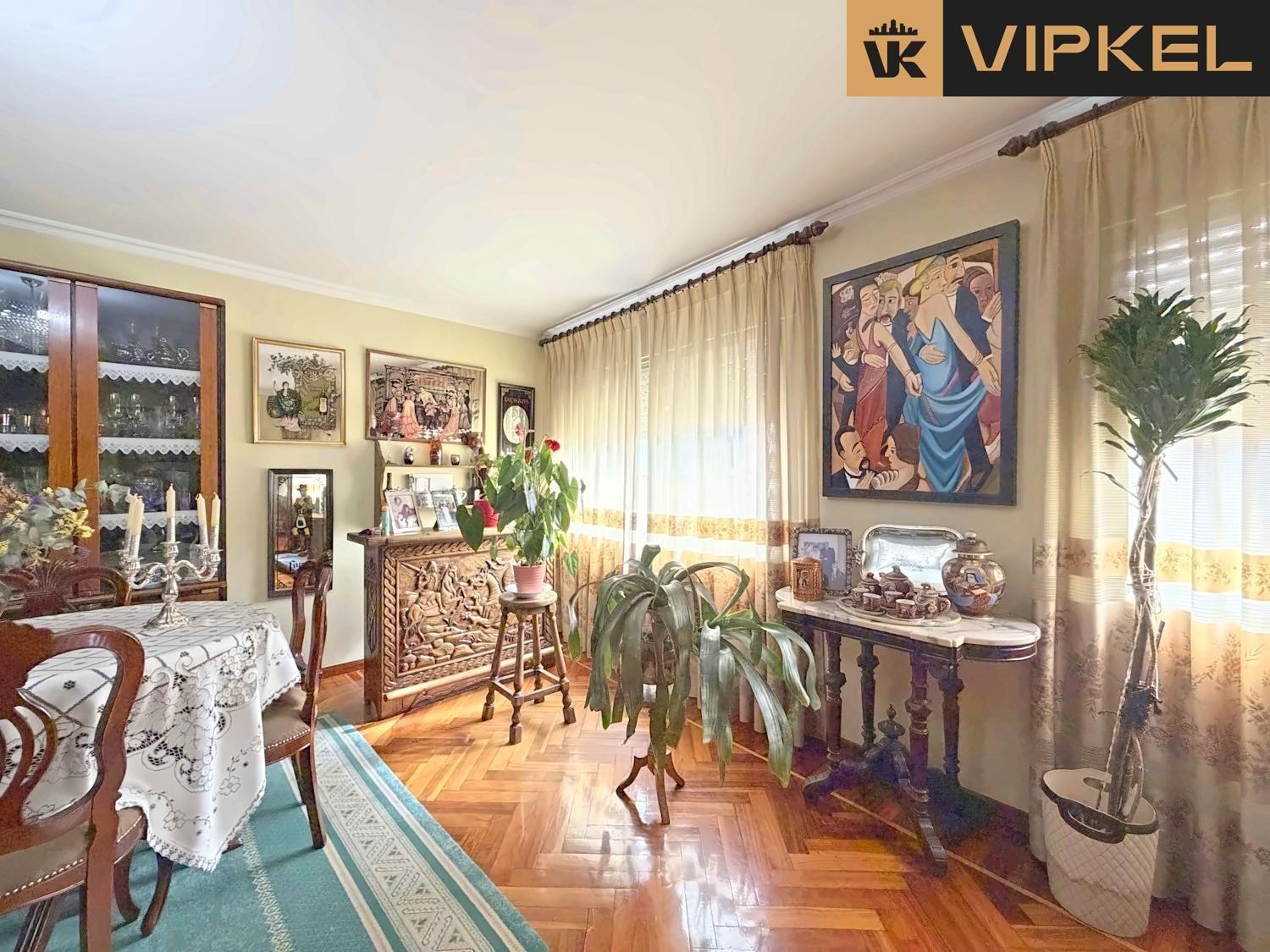 Penthouse for Sale in Lugo
