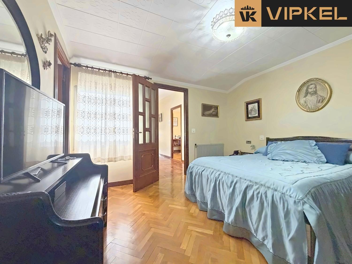 Penthouse for Sale in Lugo