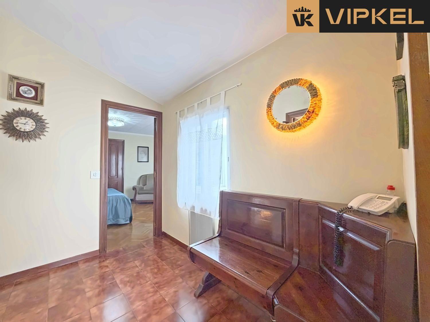 Penthouse for Sale in Lugo