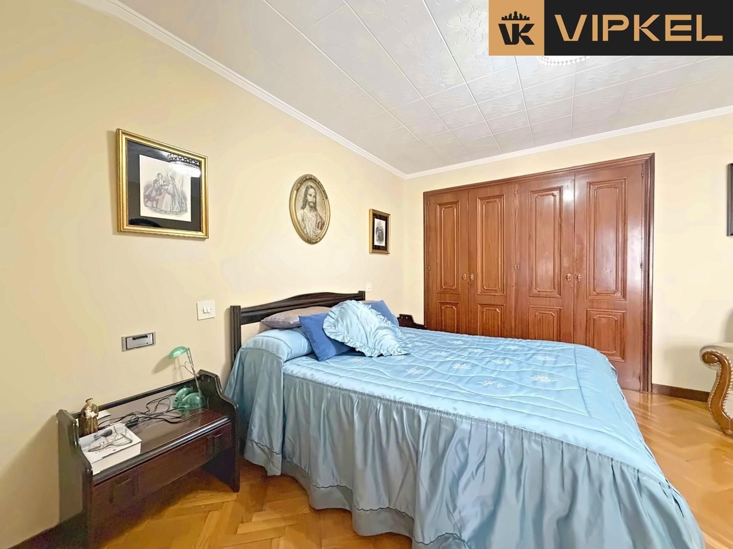 Penthouse for Sale in Lugo