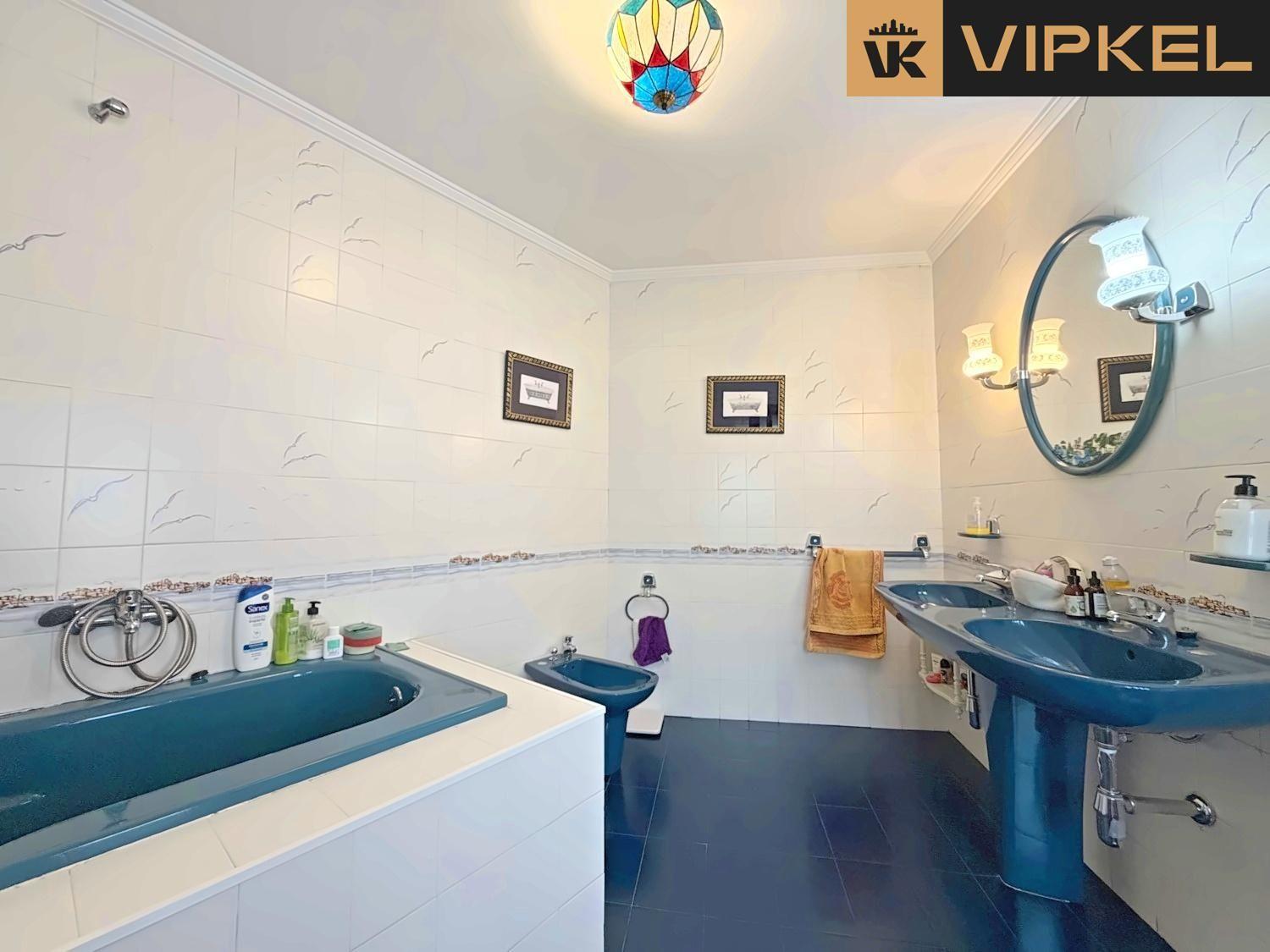 Penthouse for Sale in Lugo